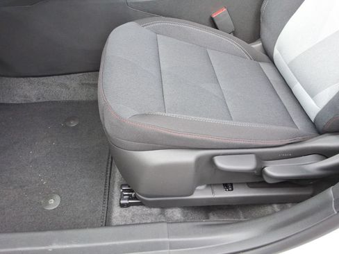 New 2026 Chevrolet Trax RS w/ Driver Confidence Package FWD image 23