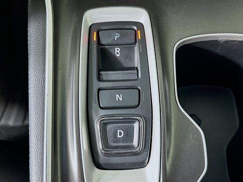 Used 2019 Honda Accord Touring image 25