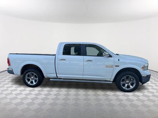 Used 2017 RAM 1500 Laramie AWD/4WD image 4