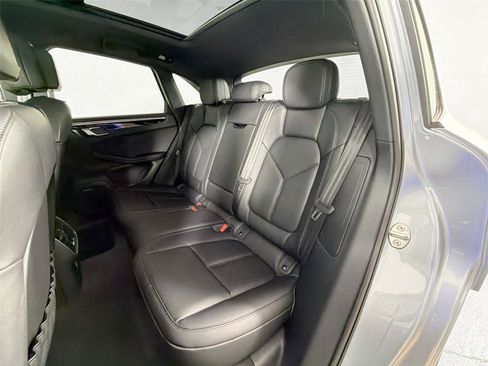 Certified 2026 Porsche Macan AWD/4WD image 26
