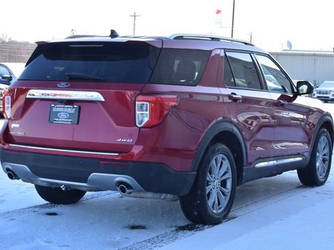 Used 2023 Ford Explorer Limited image 6