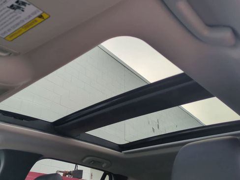 New 2026 MAZDA CX-50 AWD 2.5 Hybrid w/ Premium Pkg image 18