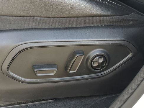 Certified 2024 Jeep Grand Cherokee L Laredo image 24