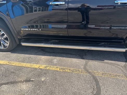 Used 2023 GMC Sierra 1500 Denali w/ Denali Reserve Package image 12