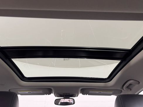 Used 2019 Buick LaCrosse Essence w/ Sun and Shade Package image 3