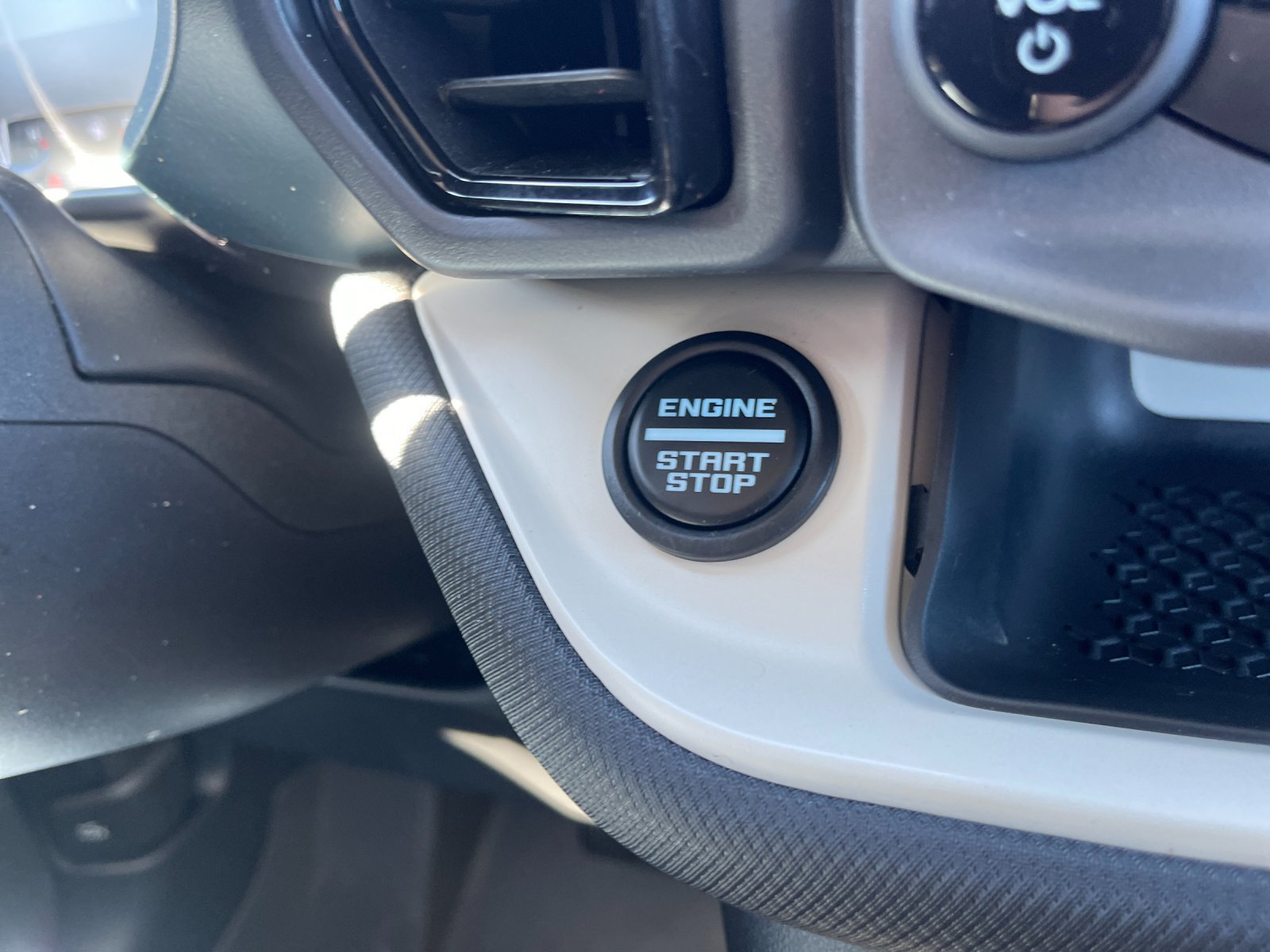 Used 2023 Ford Bronco Sport Heritage w/ Heritage Convenience Package AWD/4WD image 26