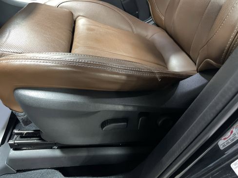 Used 2019 Subaru Ascent Touring image 11