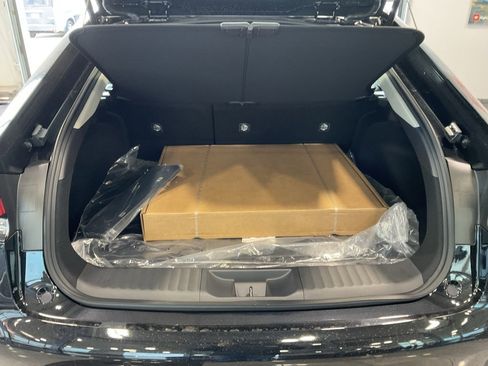 New 2026 Toyota Prius XLE image 18