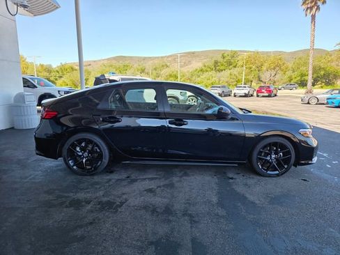 Certified 2025 Honda Civic Sport image 9