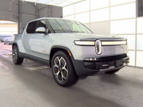 Used 2022 Rivian R1T Adventure AWD/4WD image 13