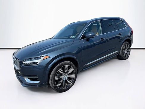Used 2023 Volvo XC90 B6 Ultimate w/ Protection Package Premier AWD/4WD image 3