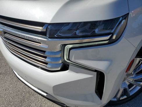 Used 2021 Chevrolet Suburban High Country image 16