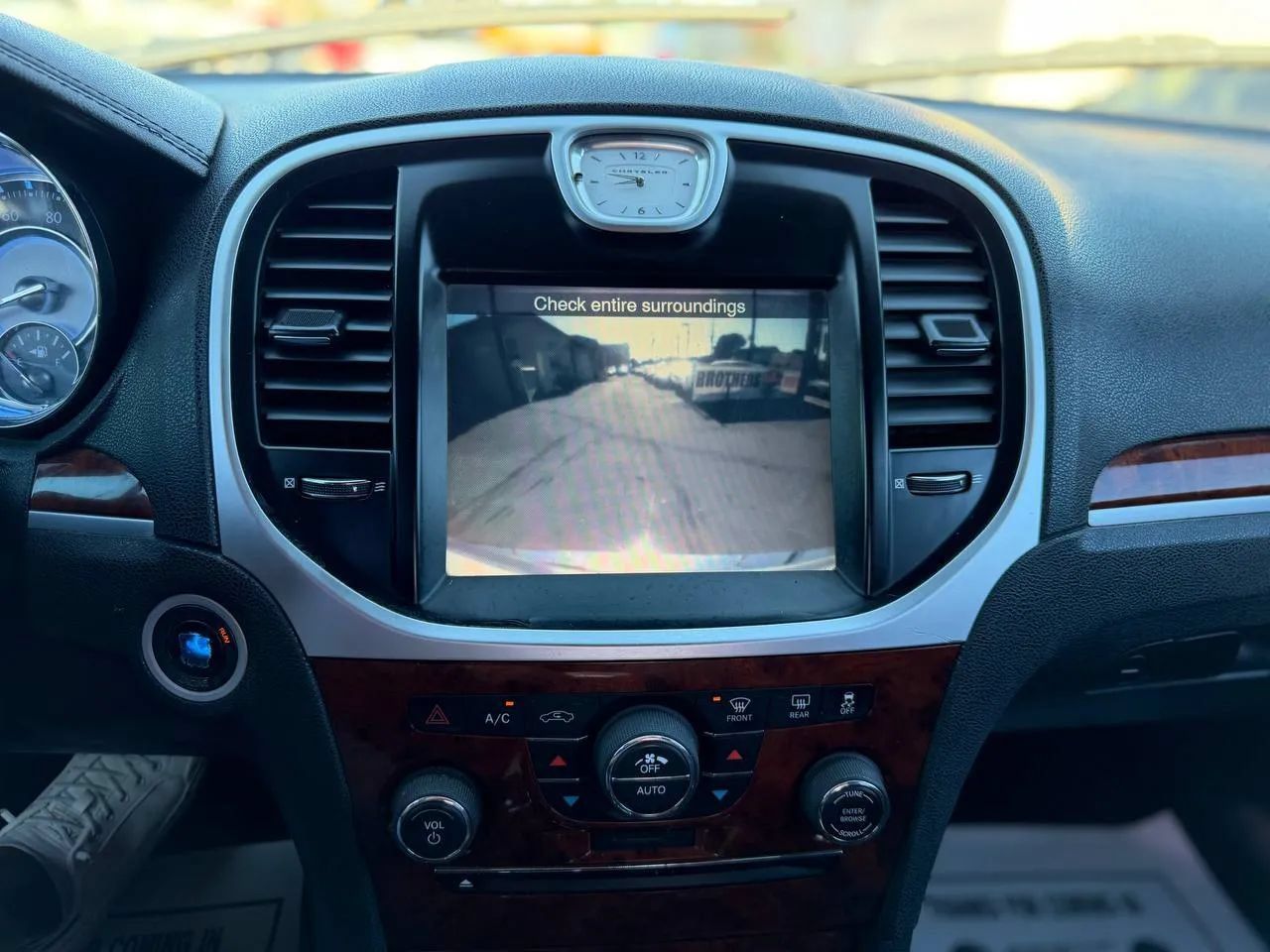 Used 2012 Chrysler 300 Limited RWD image 41