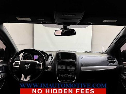 Used 2019 Dodge Grand Caravan GT FWD image 11