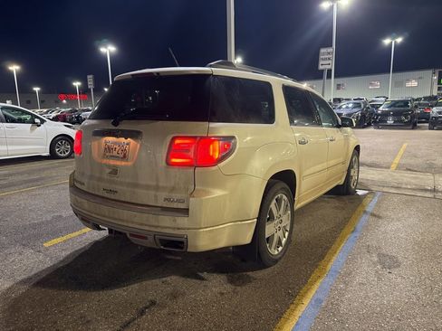 Used 2015 GMC Acadia Denali image 3