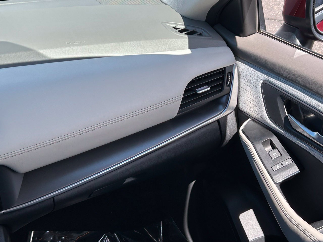 Certified 2023 Nissan Rogue SV FWD image 19