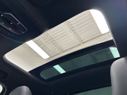 Used 2025 Audi RS 6 performance image 40