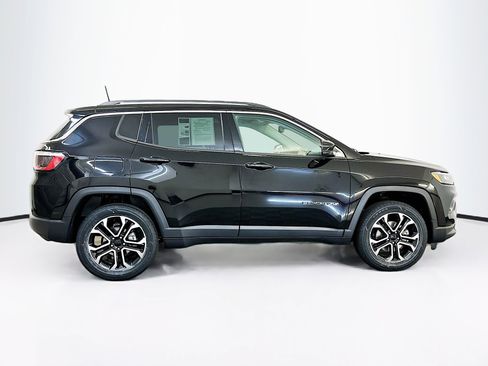 Used 2022 Jeep Compass Limited image 10