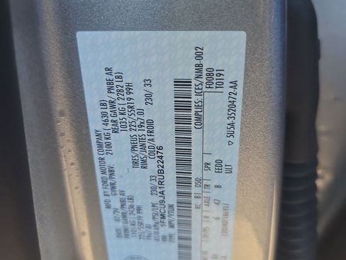 Used 2024 Ford Escape Platinum image 27