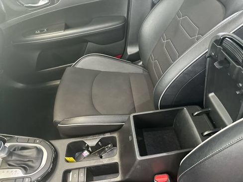 Certified 2023 Kia Forte GT-Line w/ GT-Line Premium Package FWD image 25