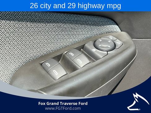 Used 2025 Chevrolet TrailBlazer LT AWD/4WD image 15