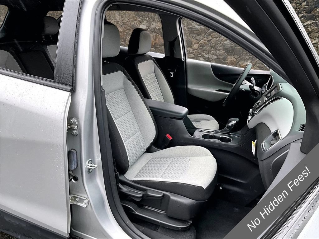 Used 2022 Chevrolet Equinox LS FWD image 7