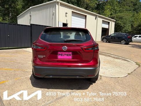 Used 2022 Nissan Rogue Sport S FWD image 8