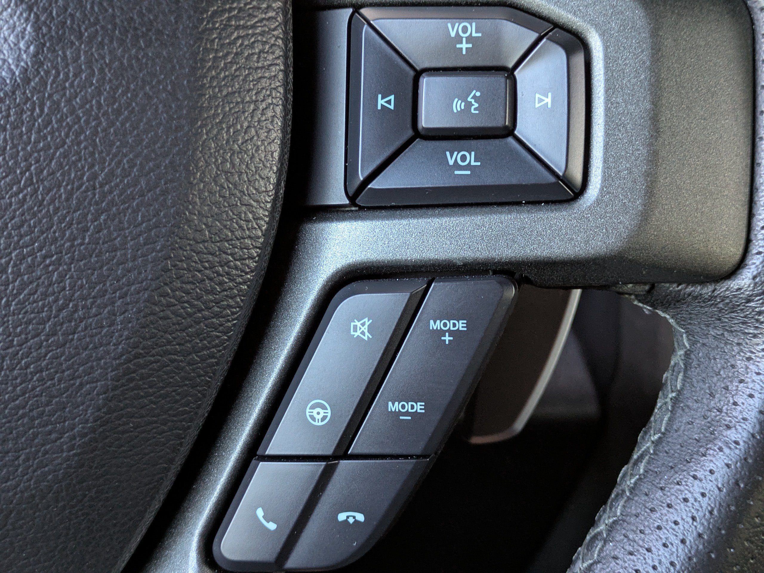 Used 2019 Ford F150 Raptor w/ Equipment Group 802A Luxury AWD/4WD image 28