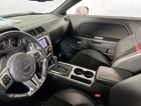 Used 2014 Dodge Challenger SRT8 w/ Harman/Kardon Audio Group image 22