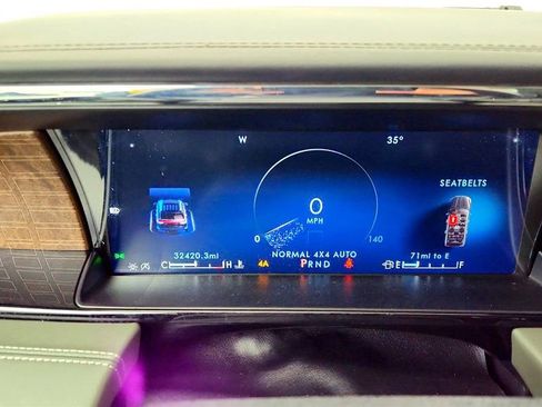 Used 2022 Lincoln Navigator Black Label image 14