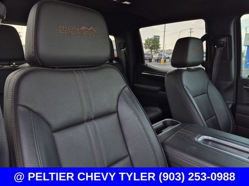 Used 2022 Chevrolet Silverado 1500 High Country w/ High Country Premium Package AWD/4WD image 13