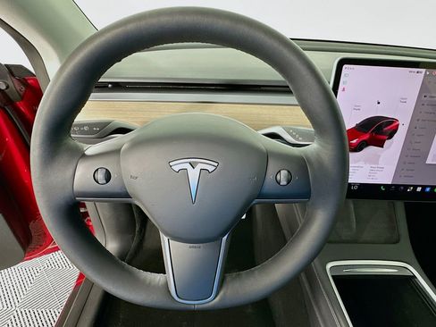 Used 2022 Tesla Model Y Performance AWD/4WD image 11