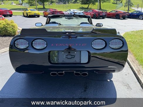 Used 2003 Chevrolet Corvette Convertible w/ Preferred Equipment Group1 RWD image 12