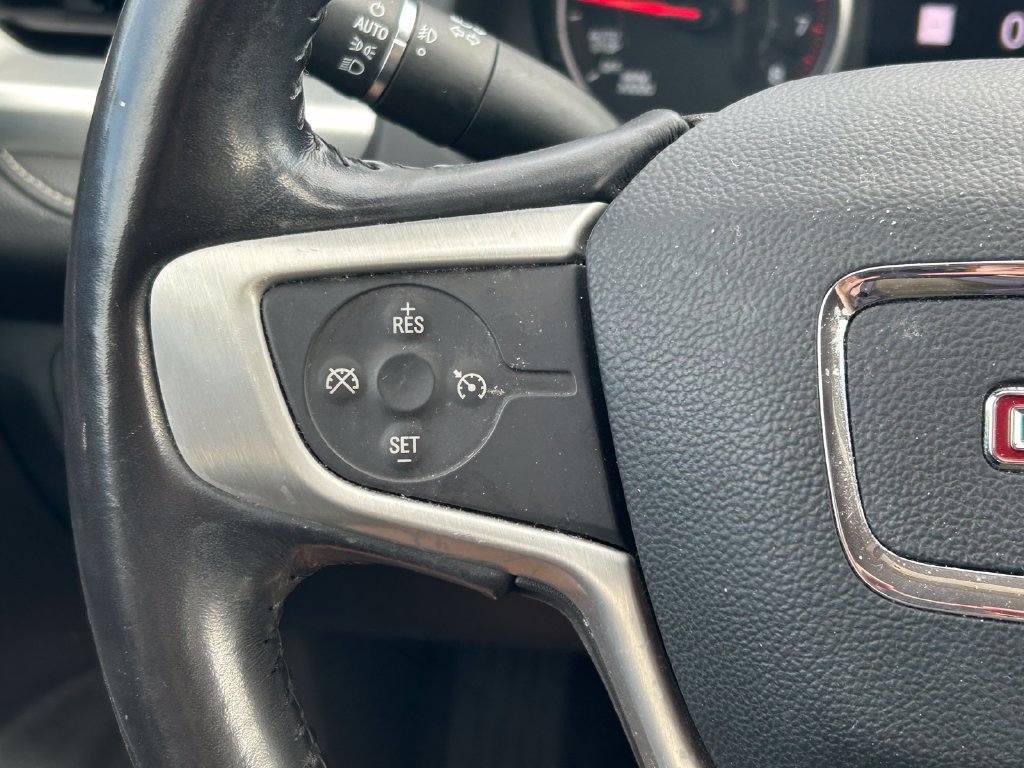 Used 2020 GMC Acadia SLT FWD image 38