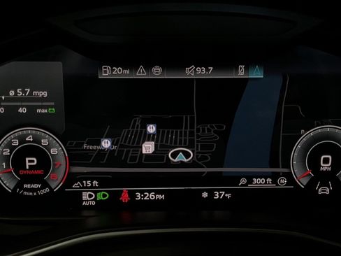 Used 2024 Audi A6 Premium Plus image 14