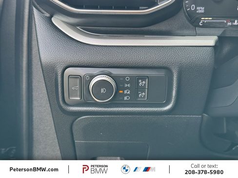 Used 2020 Ford Explorer XLT w/ Equipment Group 202A image 25