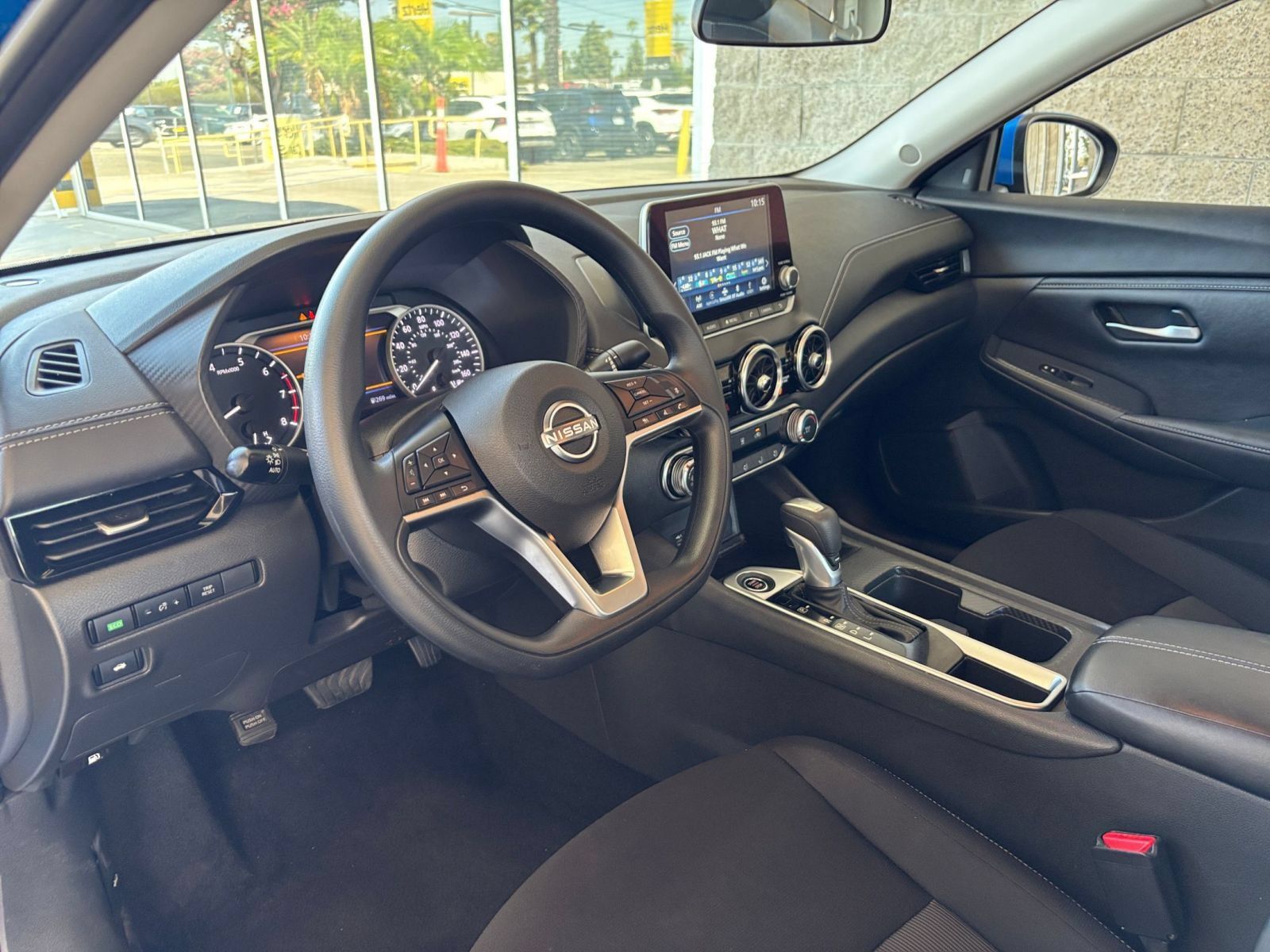 Used 2025 Nissan Sentra SV FWD image 32