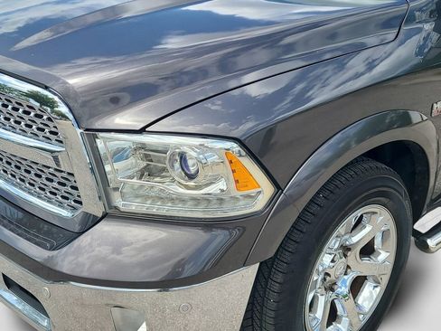 Used 2017 RAM 1500 Laramie w/ Convenience Group image 9