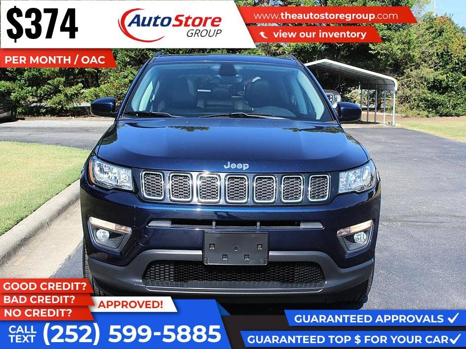 Used 2017 Jeep Compass Latitude w/ Cold Weather Group AWD/4WD image 3