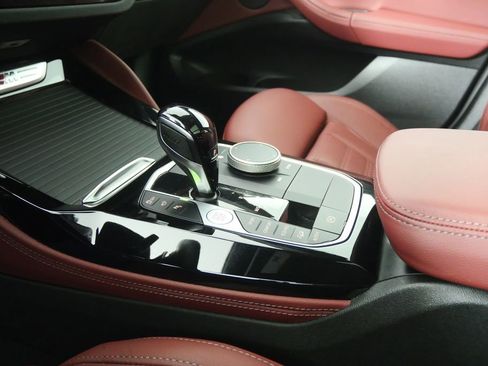 Certified 2025 BMW X4 M40i image 28