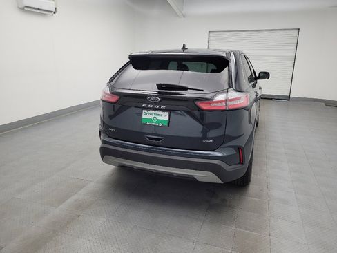 Used 2023 Ford Edge SEL image 7