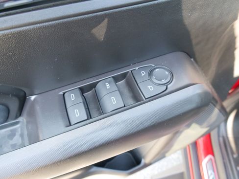 Certified 2024 GMC Canyon Elevation w/ Convenience Package image 17