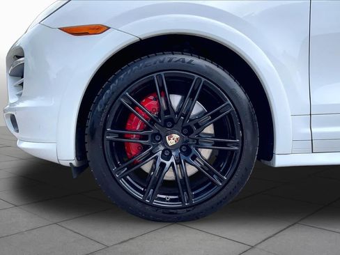 Used 2013 Porsche Cayenne Turbo AWD/4WD image 10