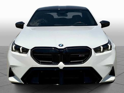 Used 2026 BMW M5 w/ Carbon Package image 5
