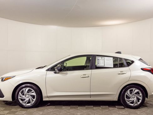 Used 2024 Subaru Impreza 2.0i AWD/4WD image 17