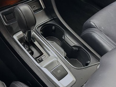 Used 2023 Subaru Ascent Limited image 20