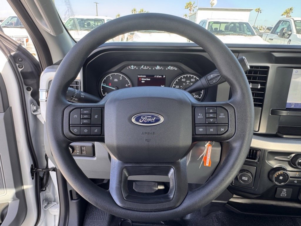 New 2025 Ford F350 XL w/ XL Chrome Package RWD image 18