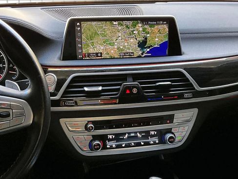 Used 2019 BMW 740i w/ M Sport Package image 6