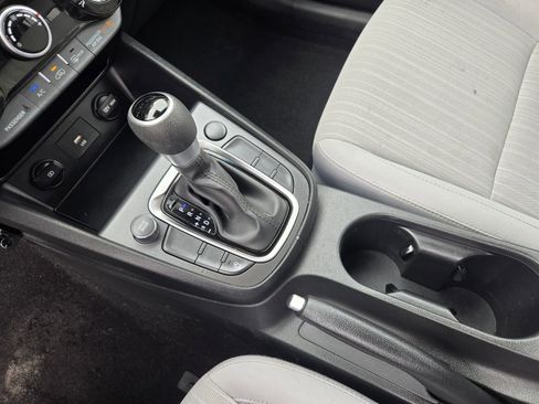 Used 2023 Hyundai Kona SEL FWD image 18