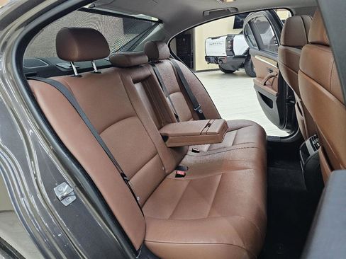 Used 2011 BMW 535i Sedan RWD image 22